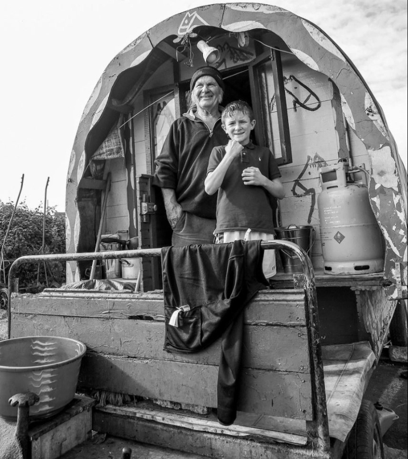 Childhood on wheels: young Irish gypsies in stunning photos by Jamie Johnson