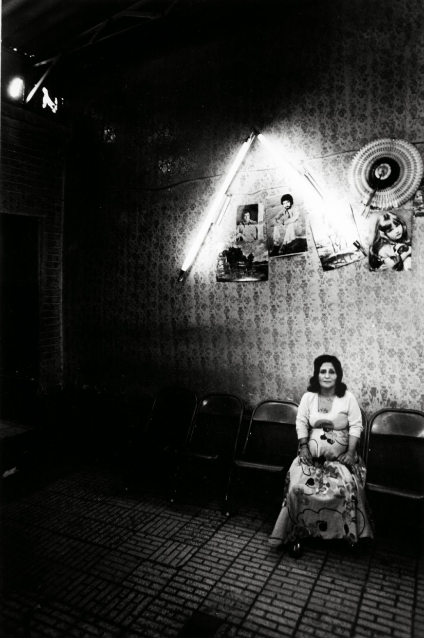 Citadel of Debauchery: what the red light district of Tehran looked like