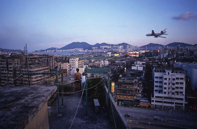 Ciudad de la Oscuridad: El increíble destino de la ciudad fortaleza de Kowloon