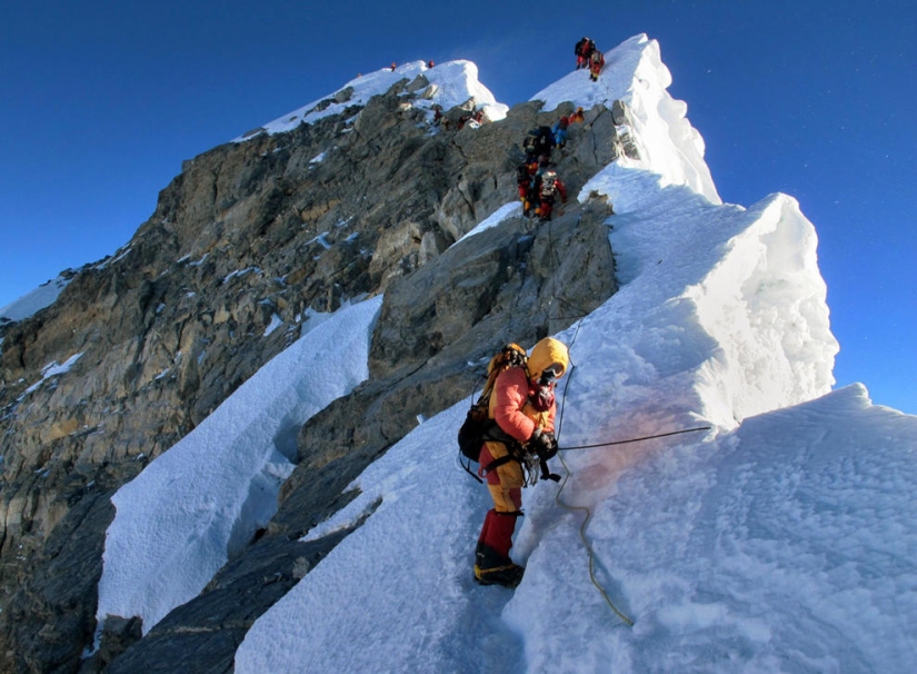 Climbing Everest: from 1953 to the present day