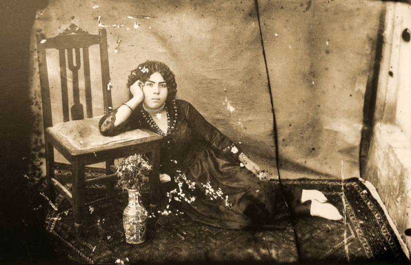 Cómo cambiaron los rostros de las mujeres iraníes de las décadas de 1920 y 1950