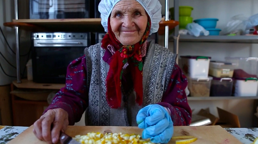Cómo combinar Internet y el pueblo y al mismo tiempo hacer felices a las abuelas en dos clics