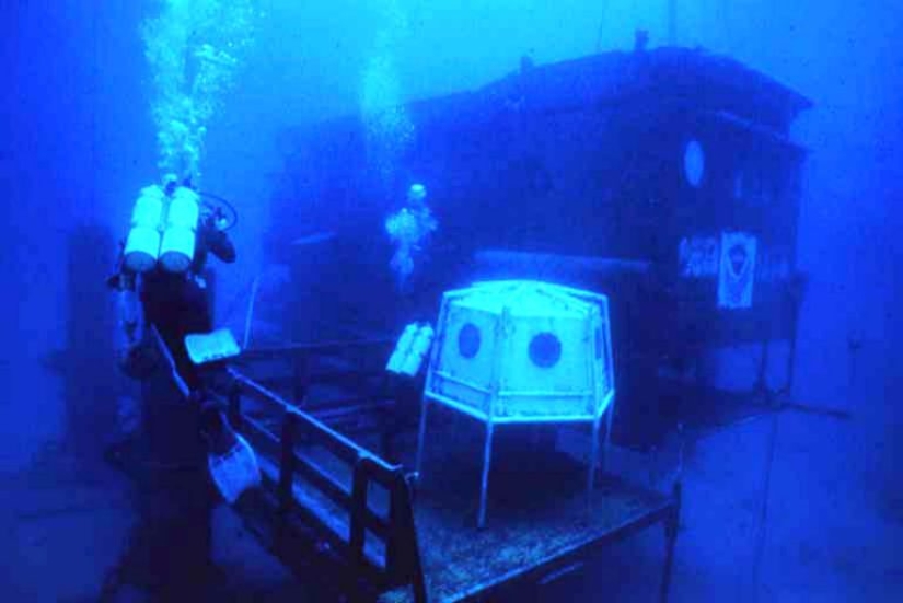Cómo Jacques-Yves Cousteau y su equipo vivieron y trabajaron en el fondo del océano durante tres meses