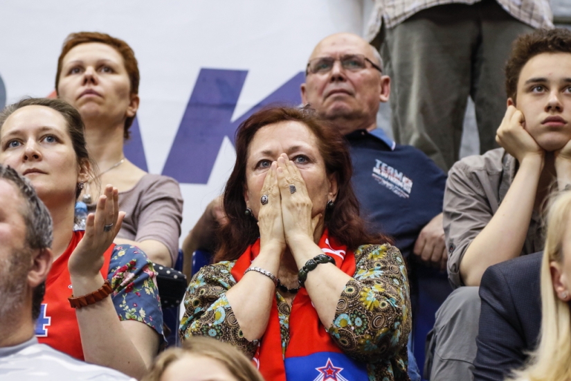 Cómo llevamos a una niña a un partido de baloncesto y qué resultó de ello