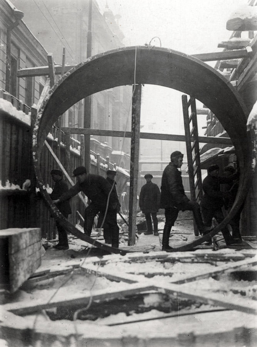 Cómo se construyó la primera etapa del Metro de Moscú