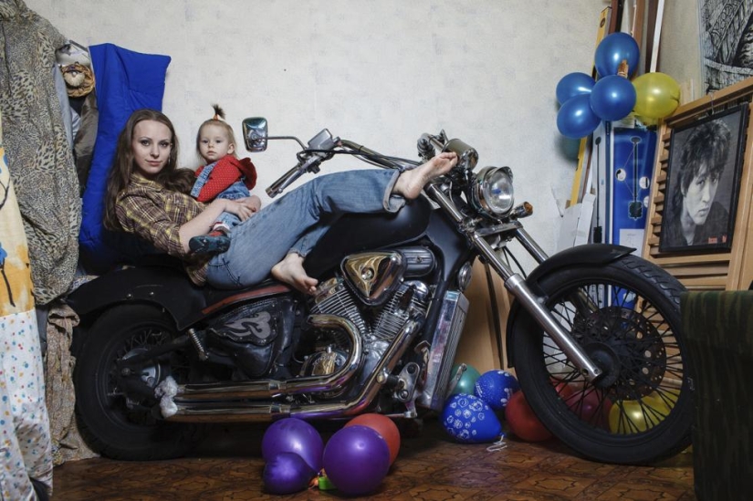 Cómo tratan los ciclistas rusos la toxicosis de la motocicleta
