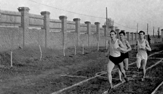 Cómo tuvo lugar la terrible "carrera de la muerte" en 1942, en la que no hubo ganador