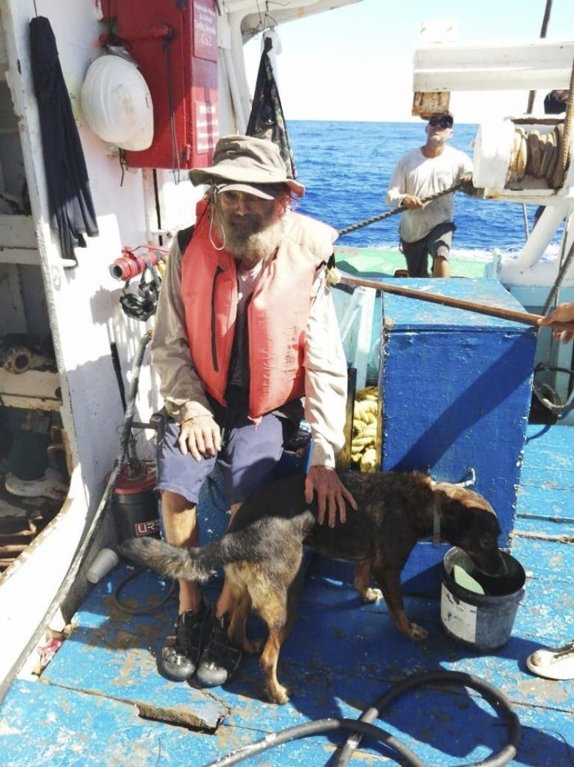Cómo un australiano y su perro sobrevivieron dos meses en mar abierto