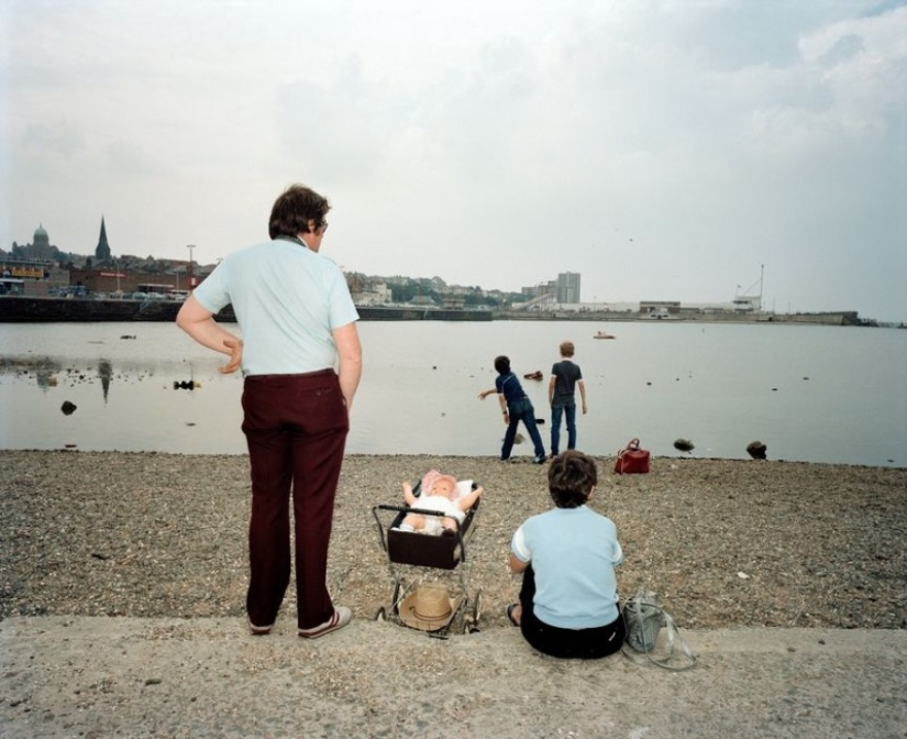 Cómo vivía el Liverpool a principios de los 80: fotos sinceras del controvertido fotoperiodista Martin Parr