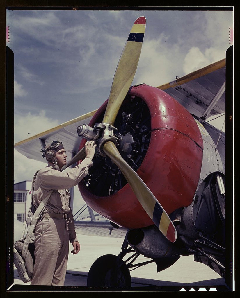 Color memories of the Second World War in the lens of American photographers