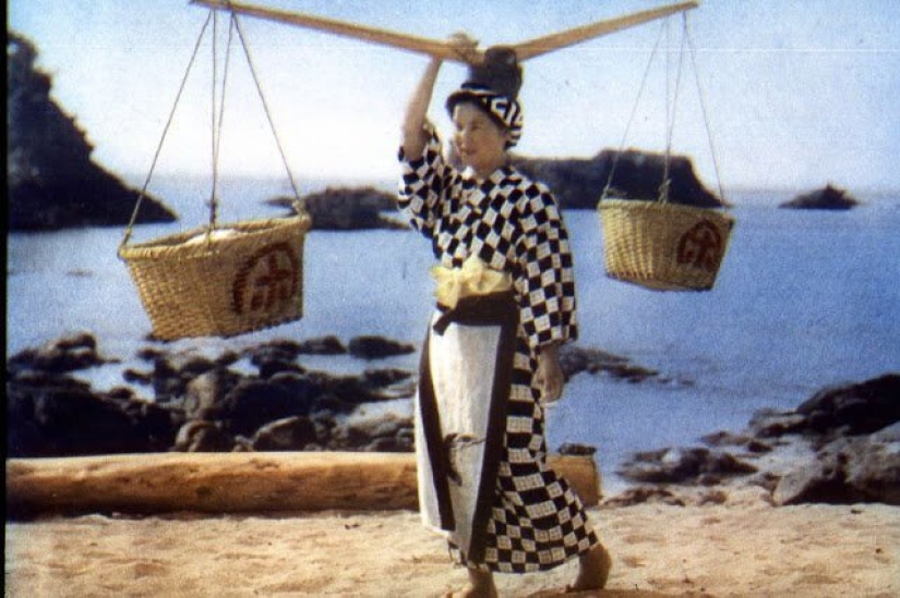 Color photographs of Japan in the beginning of 1950