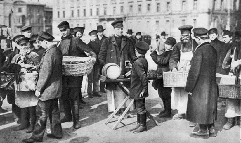 Comida callejera en la Rusia prerrevolucionaria: ¿qué comían nuestros antepasados "sobre la marcha"?