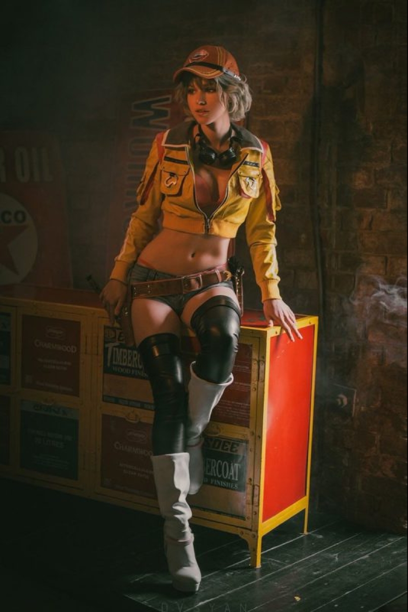 Cosplayer Sasha Holland and her 20 best looks