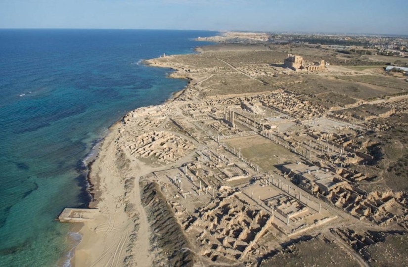 Costa libia desde el aire