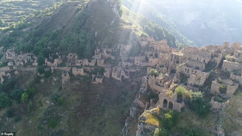 Creepy ghost villages of Dagestan: photos and videos from drones