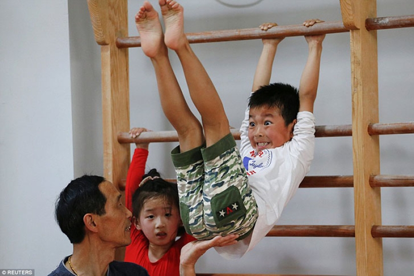 Cruel everyday life of incubators of future Olympic champions in China