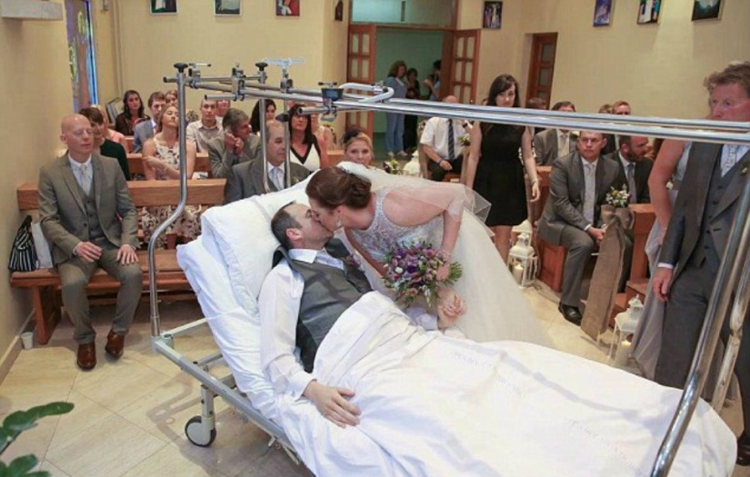 Cuando el novio se rompió la pierna, los recién casados cancelaron la ceremonia de 5 50,000 y se casaron en el hospital