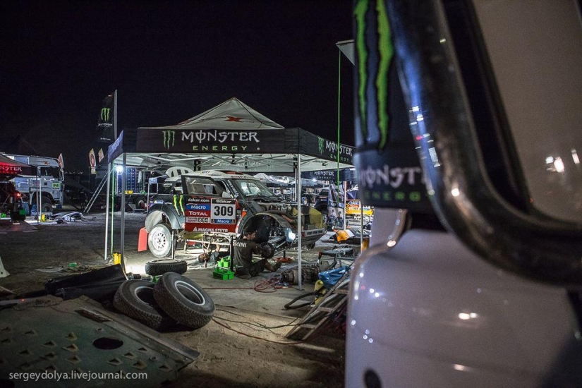 Dakar 2014. Night in Bivouac