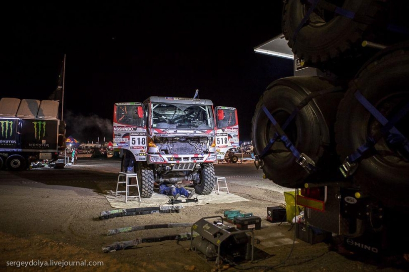 Dakar 2014. Night in Bivouac