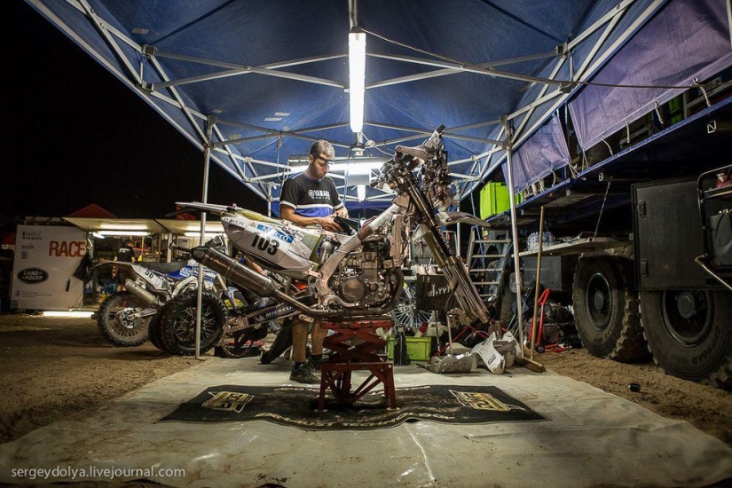 Dakar 2014. Night in Bivouac