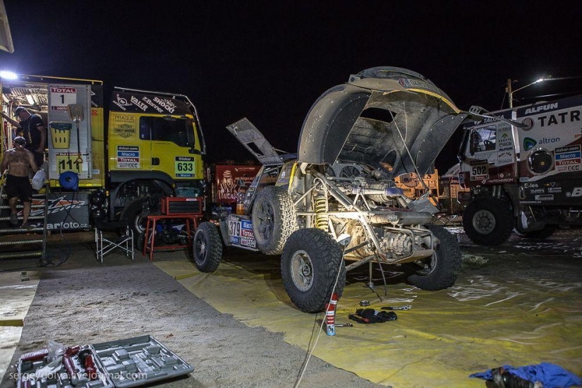 Dakar 2014. Night in Bivouac