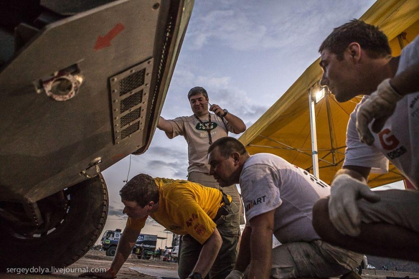 Dakar 2014. Night in Bivouac