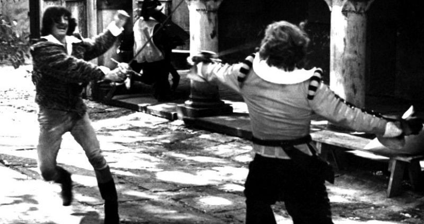 "D'Artagnan debe ser capaz de hacer todo": curiosidades divertidas con Mikhail Boyarsky en el set