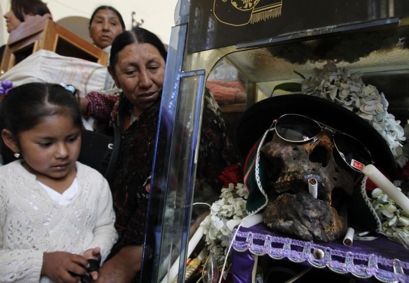 Day of the Skulls in Bolivia