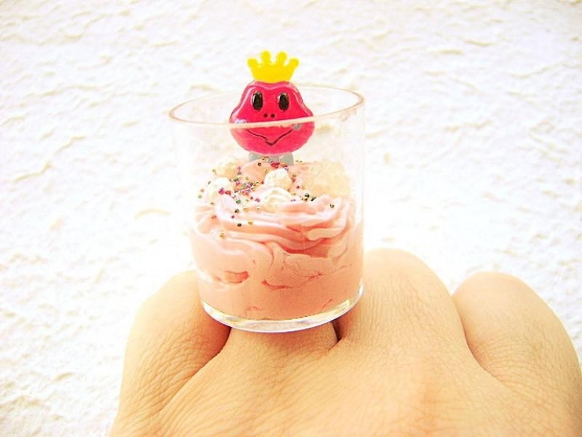 &quot;Delicious&quot; rings from Sofia Molnar