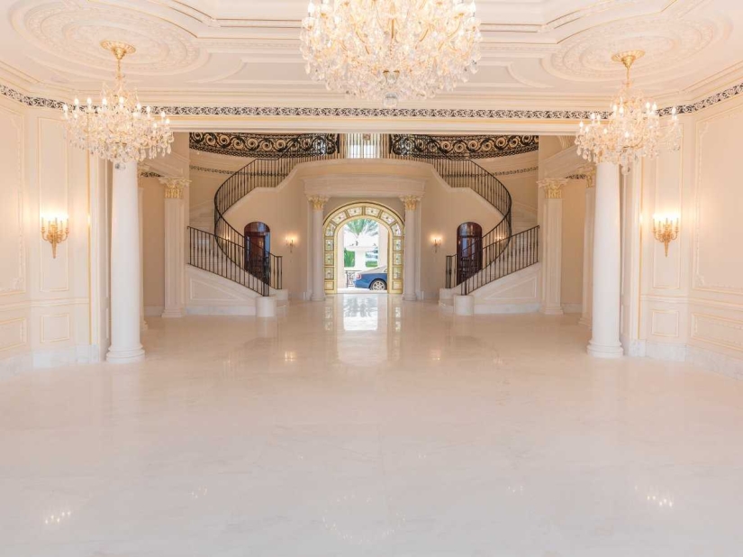 Dentro de Le Palais Royal, la mansión más cara de US$159 millones