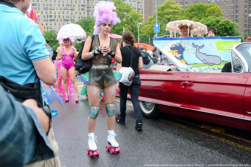 Desfile de sirenas: el buen espectáculo de monstruos de Brooklyn