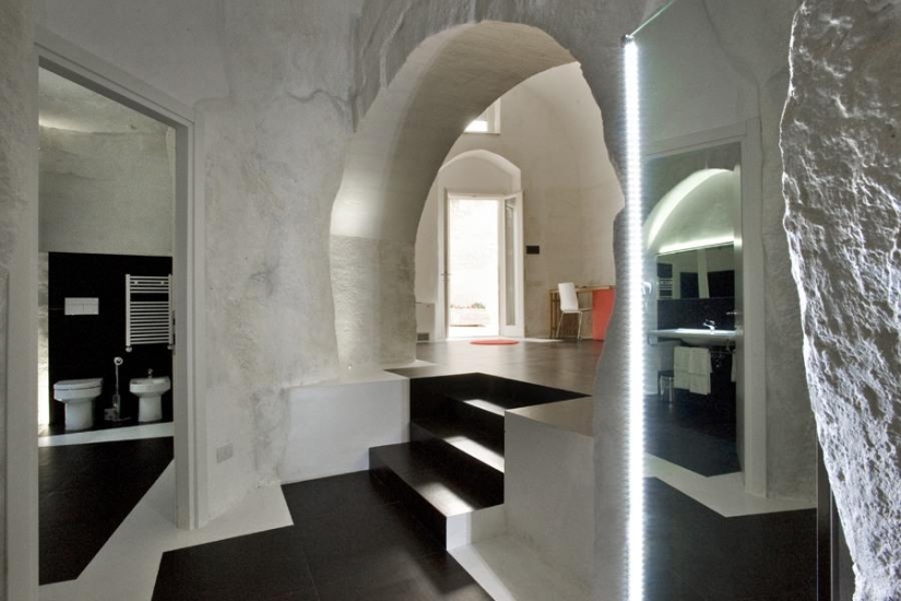 Design Hotel Basiliani: Neolithic in a modern wrapper
