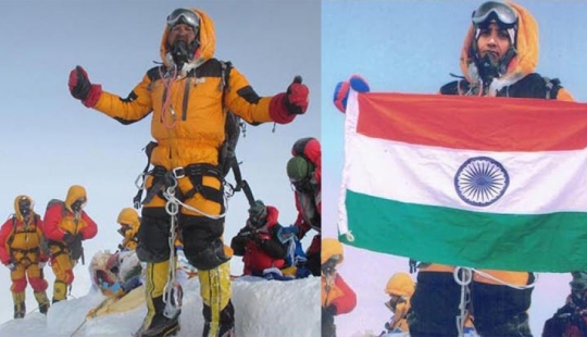Despiden a policías indios por mentir sobre conquistar el Everest