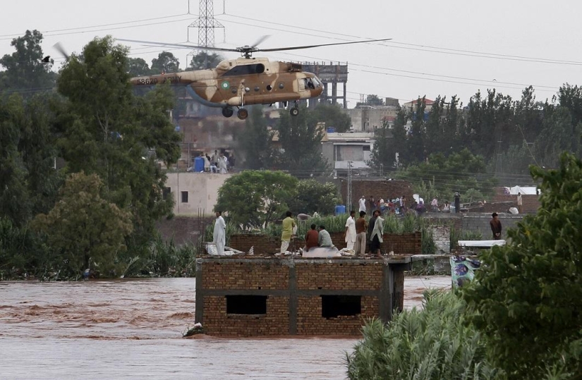 Devastating floods in India and Pakistan