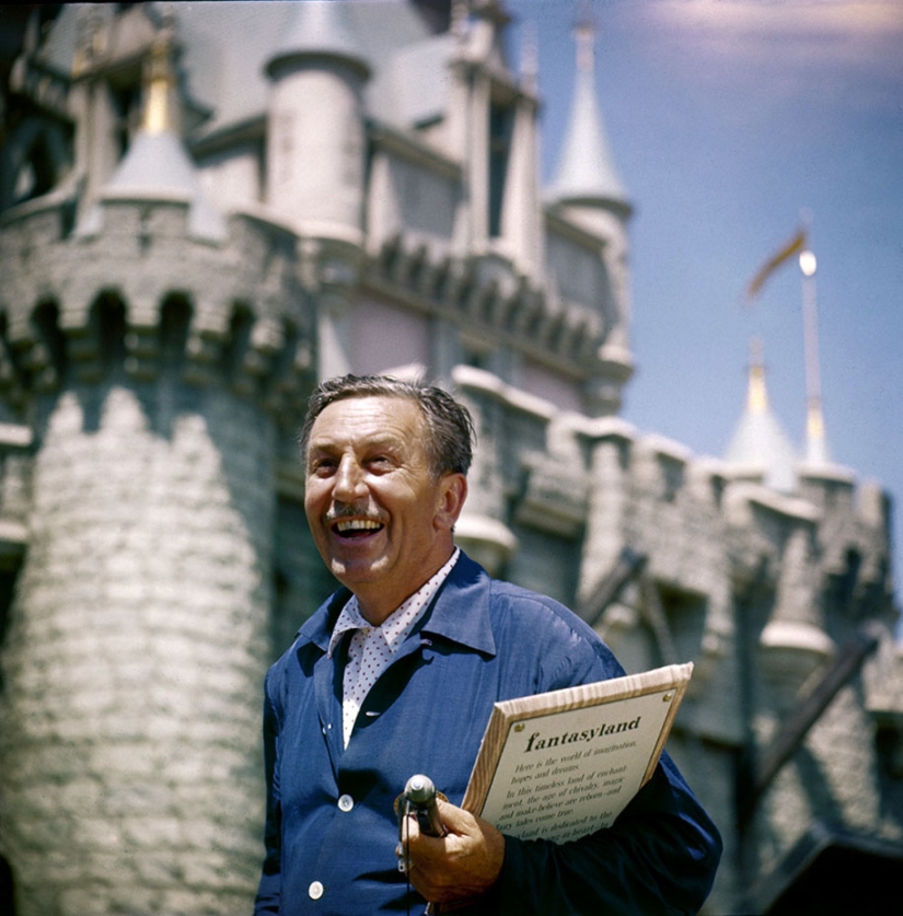 Disneyland en su día de apertura en 1955