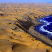 Donde el desierto se encuentra con el agua