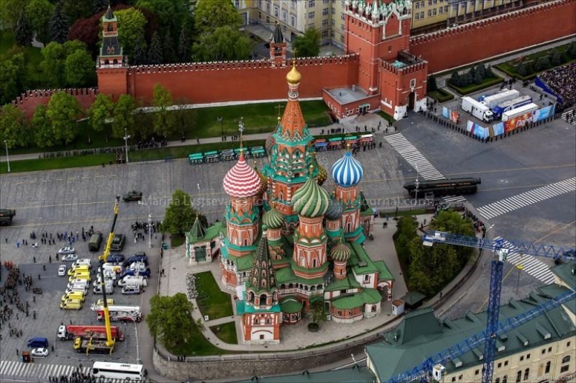 Dress rehearsal for the Victory Parade and Moscow from a helicopter