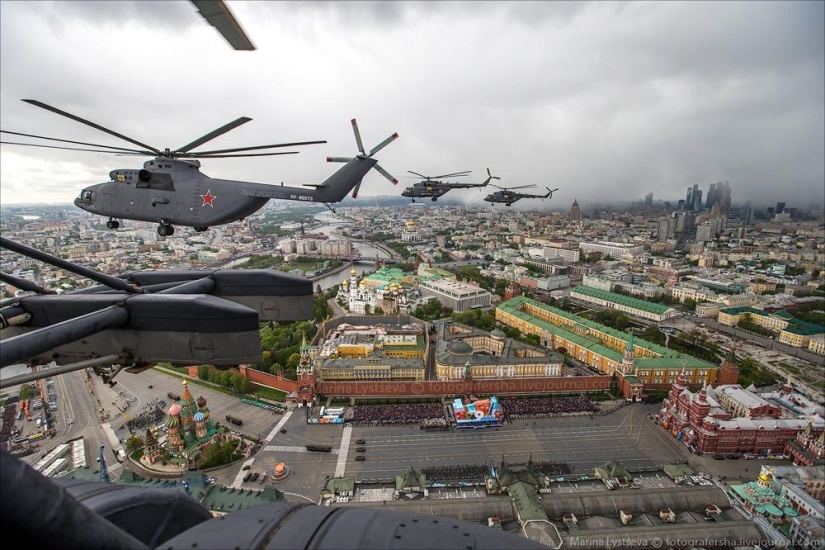 Dress rehearsal for the Victory Parade and Moscow from a helicopter