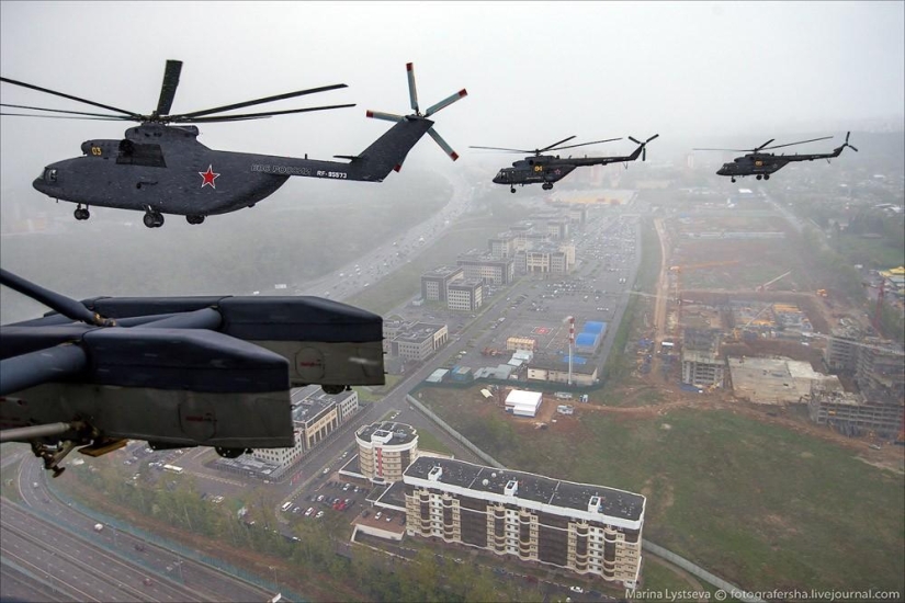 Dress rehearsal for the Victory Parade and Moscow from a helicopter