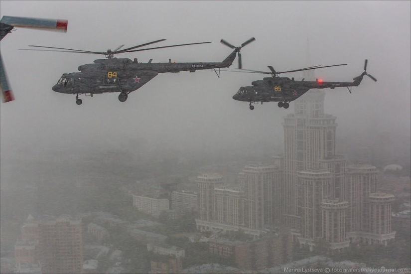 Dress rehearsal for the Victory Parade and Moscow from a helicopter