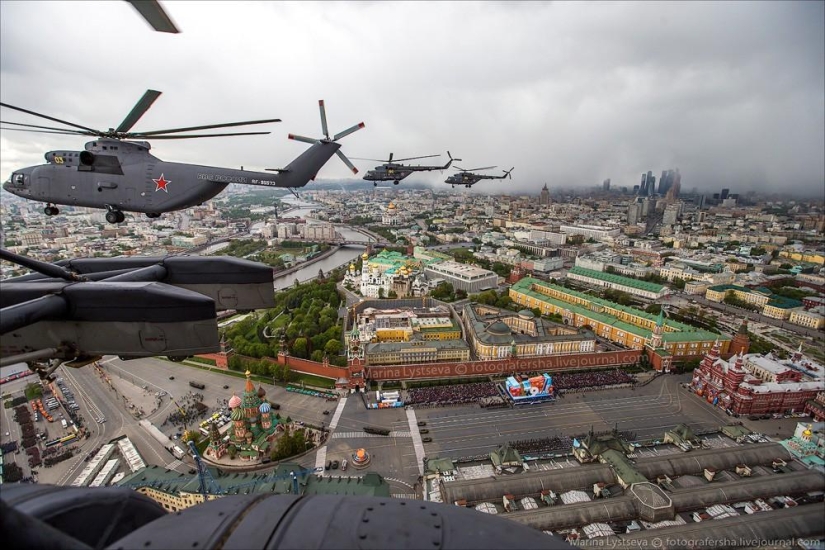 Dress rehearsal for the Victory Parade and Moscow from a helicopter