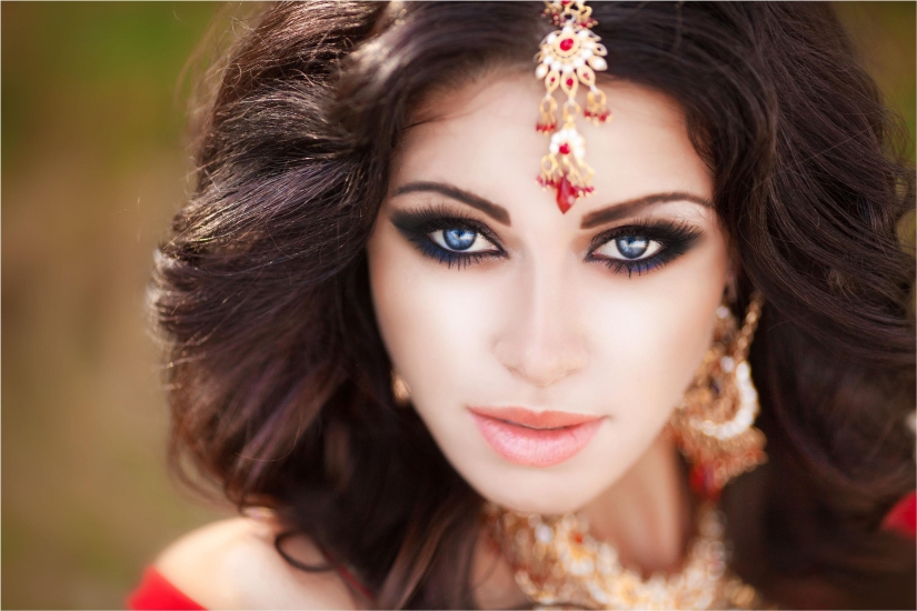 "East is a delicate matter": the secrets of beauty of Arab girls