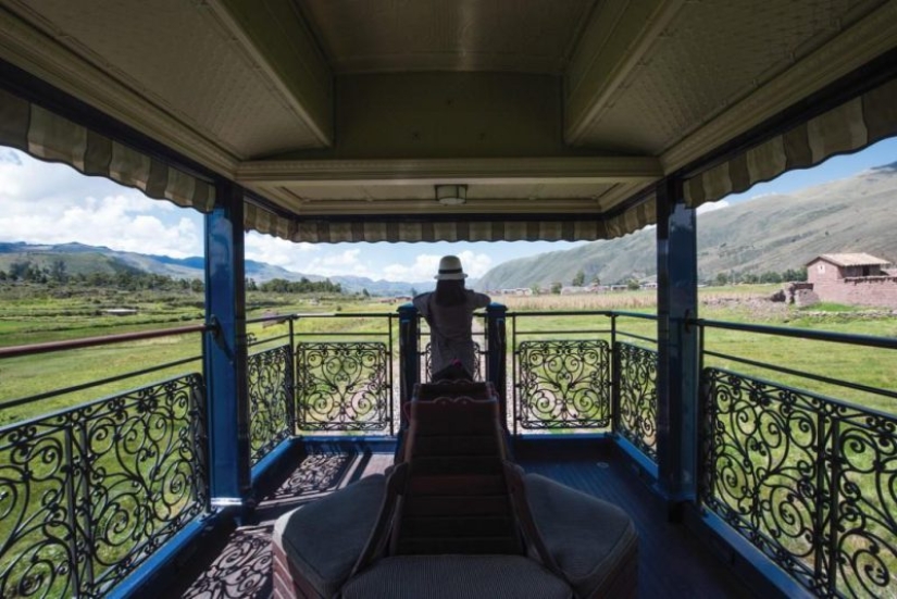 El Belmond Andean Explorer Train es un hotel de lujo sobre ruedas, con las vistas más pintorescas del mundo