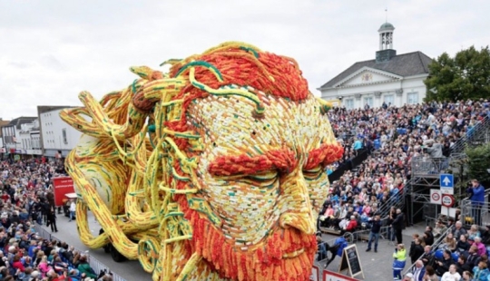 El desfile de flores más grande del mundo en Holanda dedicado a Van Gogh