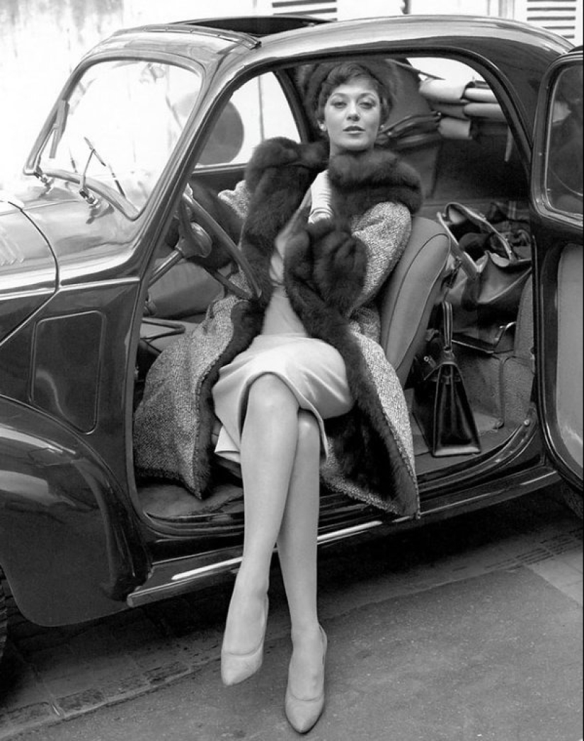 El encanto de las mujeres francesas de los años 50 en la lente de Georges Dambie