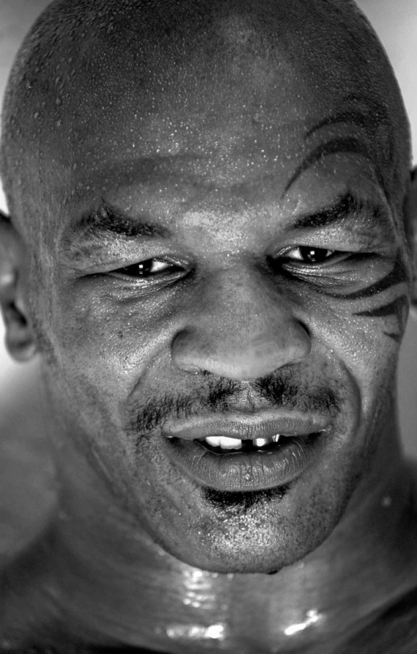 El escándalo y la paz: la vida de Mike Tyson a diferentes fotos de Michael Brennan