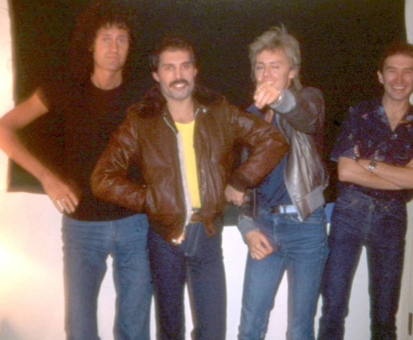 El guitarrista de Queen Brian May publicó fotos desconocidas de Freddie Mercury y la banda