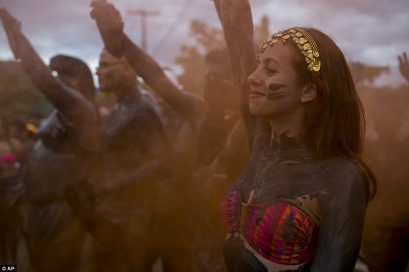 El lado sucio del Carnaval brasileño