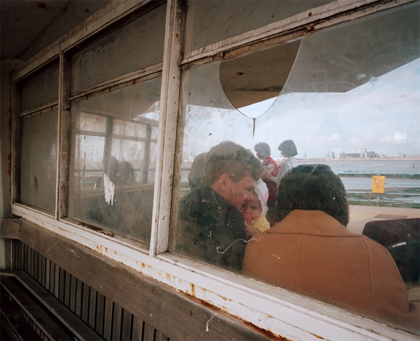 El último recurso: El Gris de la Clase Obrera Británica por Martin Parr