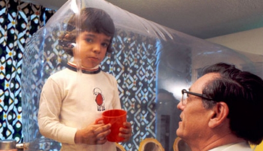 El niño en la Burbuja: Una docena de años esperando a morir
